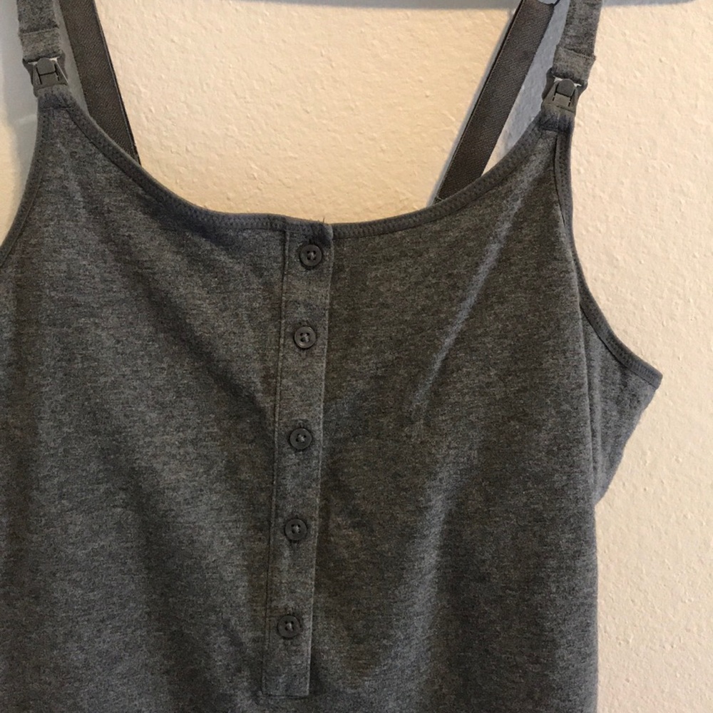Gilligan & O’Malley size medium nursing tank top